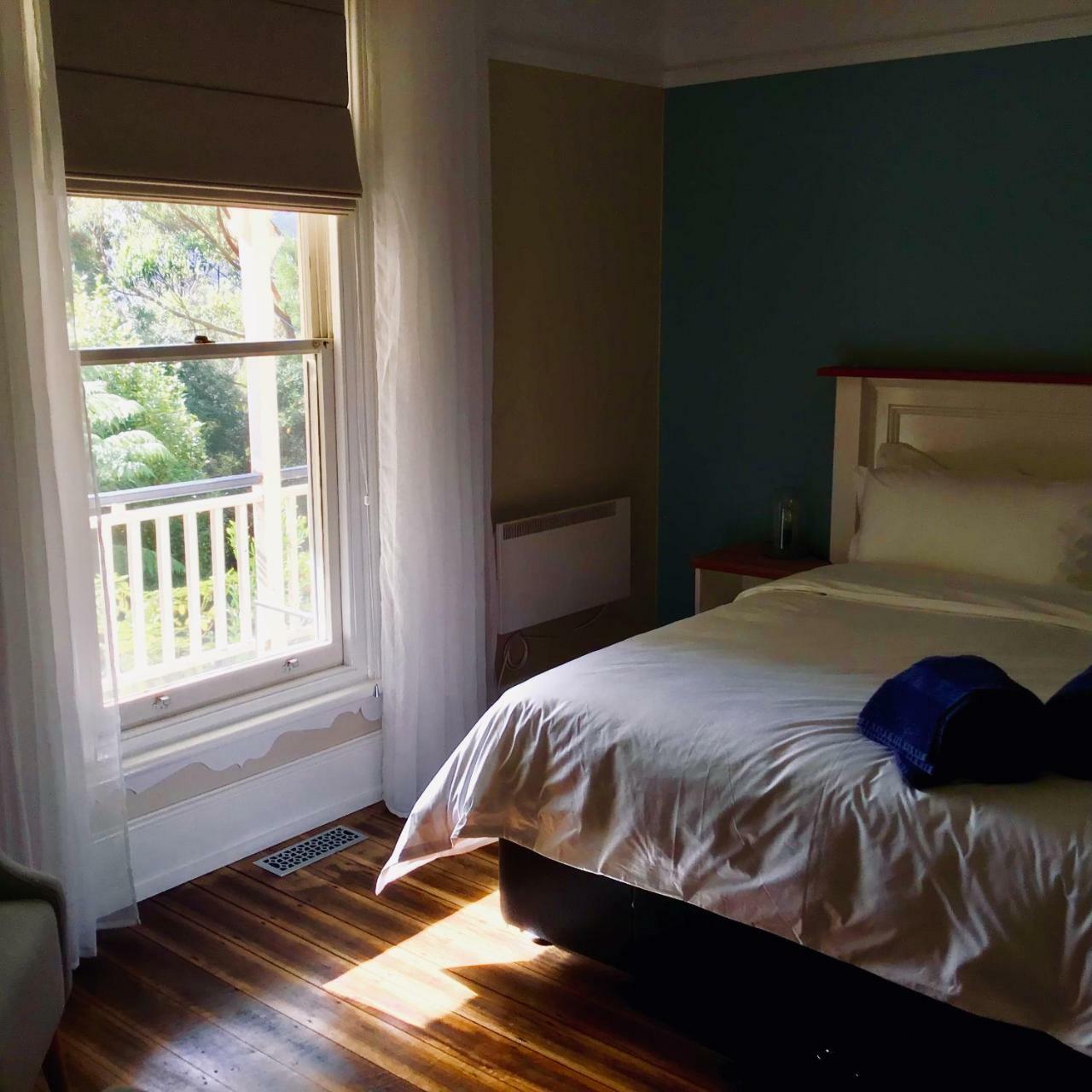Bed and Breakfast Harrison House Strahan Esterno foto