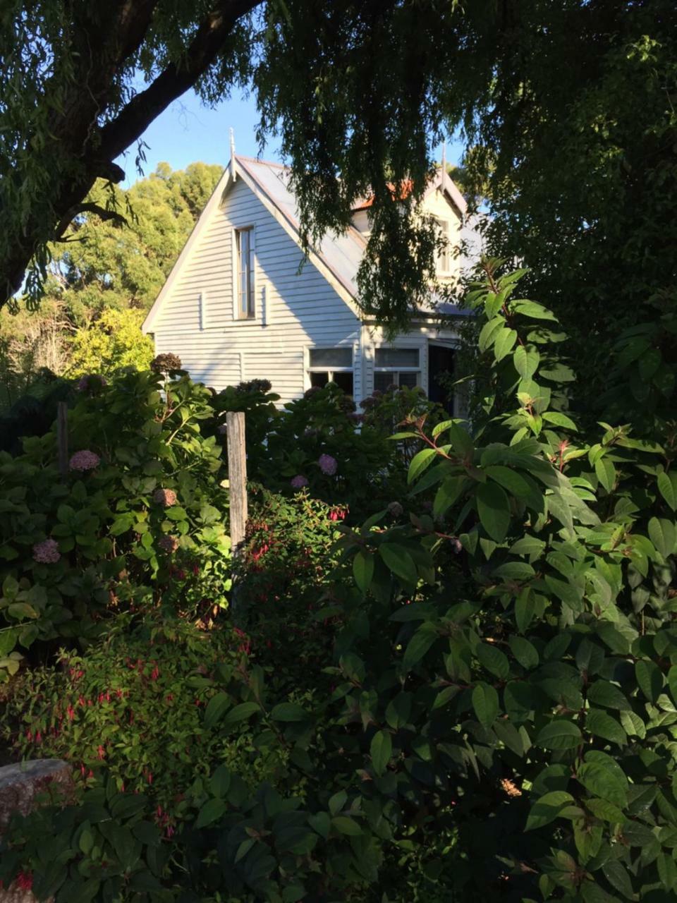 Bed and Breakfast Harrison House Strahan Esterno foto