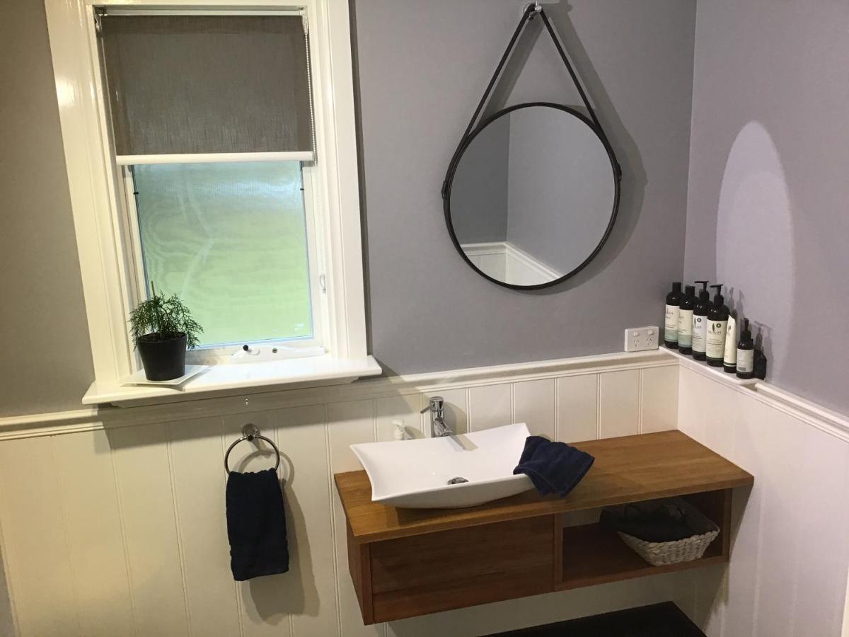 Bed and Breakfast Harrison House Strahan Esterno foto